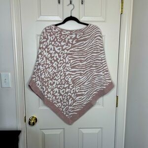 Barefoot Dreams cozy chic ultra lite mauve ivory animal print shawl poncho | O/S
